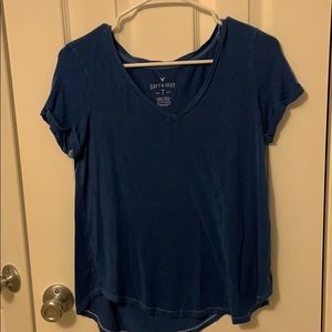 v-neck tshirt
